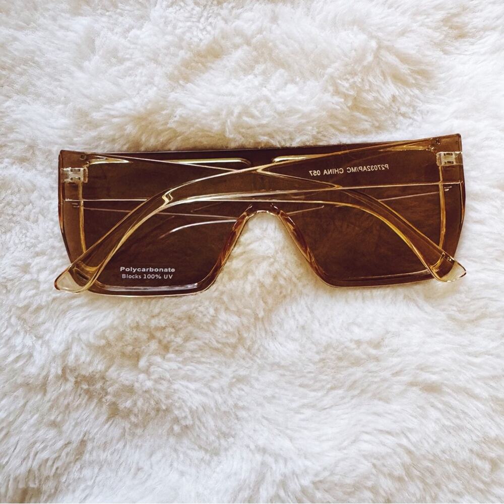 Greta Clear Yellow Oversized Statement Sunglasses - Picture 9 of 9